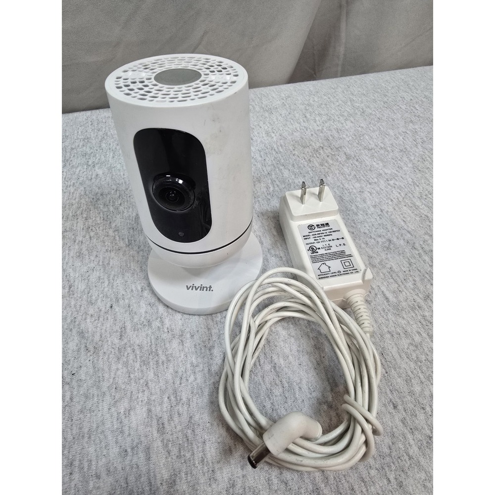 VIVINT SMART HOME INDOOR SECURITY CAMERA V-CAM1  W/ POWER SUPPLY IOB